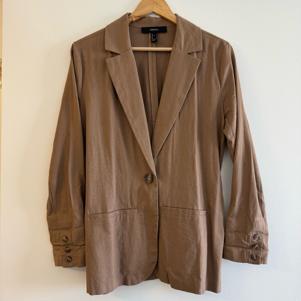 Forever 21 women’s brown linen blazer